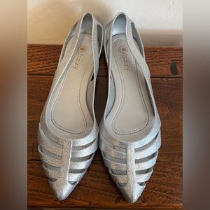 Dizzy Silver Jelly Flats Size 8
